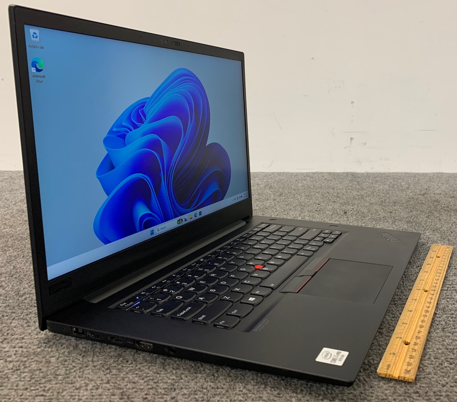 Lenovo ThinkPad P1 Gen 3 15.6″ Laptop i7-10850H 16GB RAM 512GB NVMe