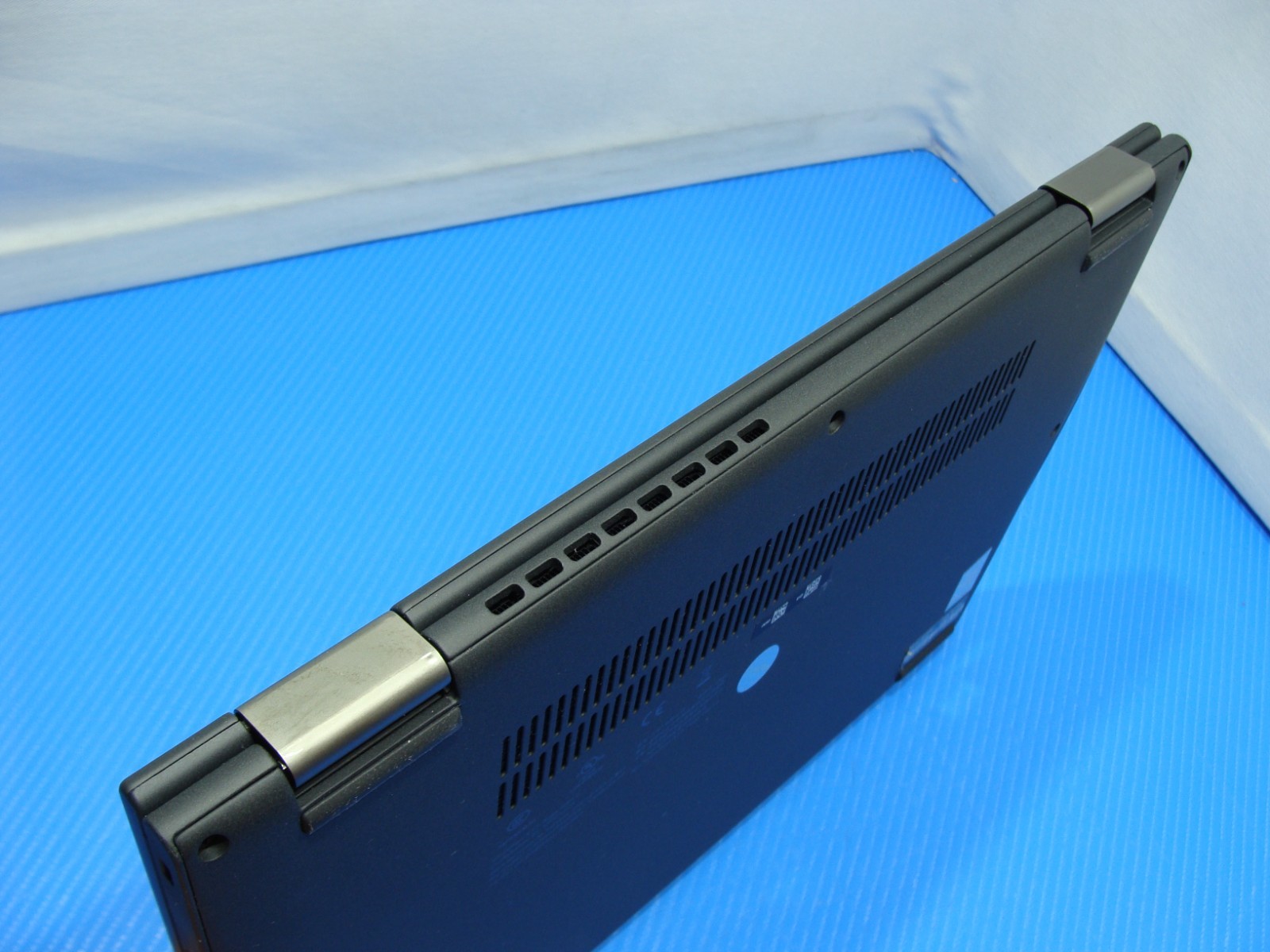 Lenovo ThinkPad X13 Yoga Gen 2 4G LTE 13.3″ TOUCH i7-1185G7 3GHz 16GB 256GB +PEN