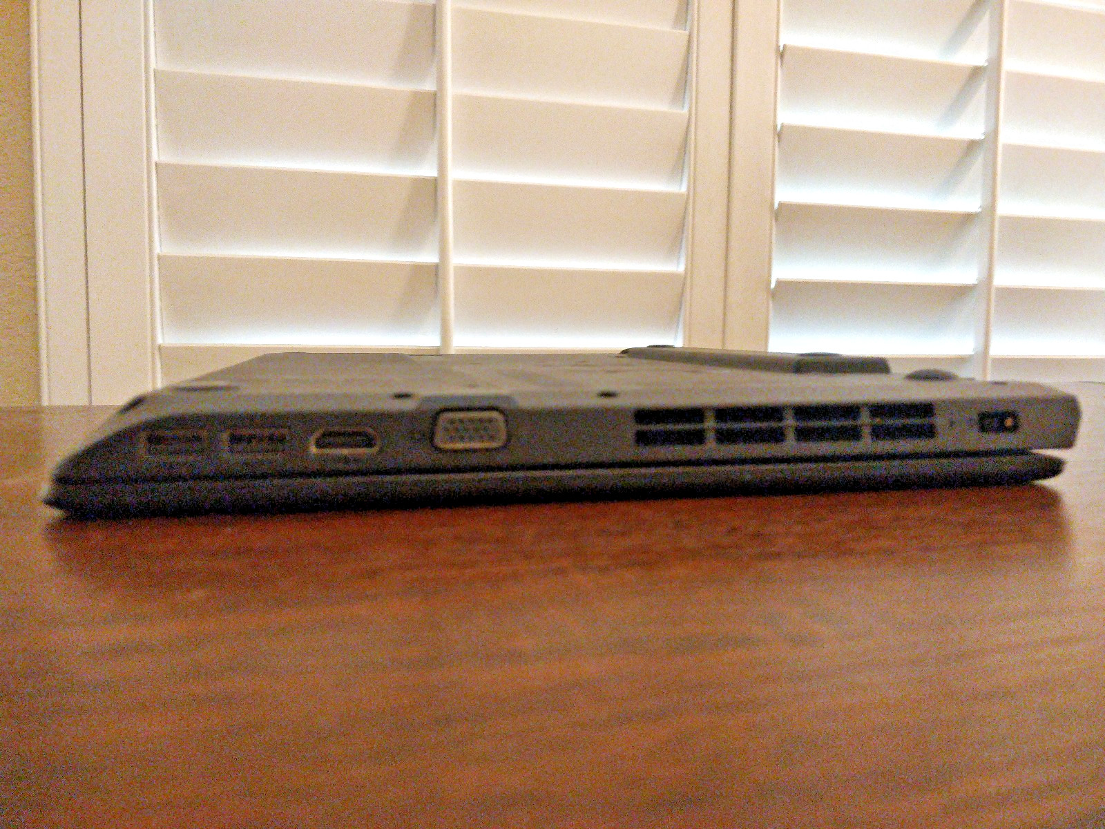 Lenovo ThinkPad E570 Intel i5-7200U 8GB RAM 500GB HDD 15.6″ LINUX Laptop