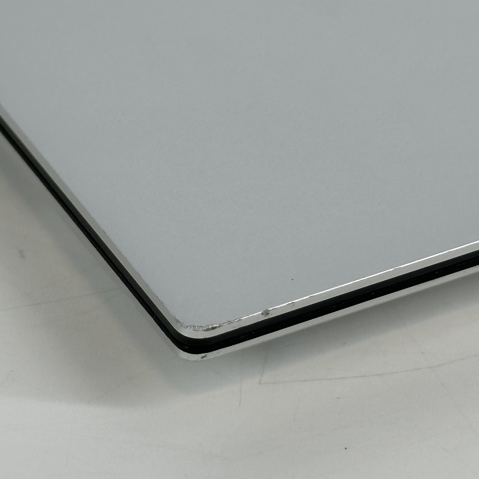 Dell XPS 15 9510 4K+ TOUCH i9-11900H 2.40GHz 32GB 1TB SSD RTX 3050 Ti Good