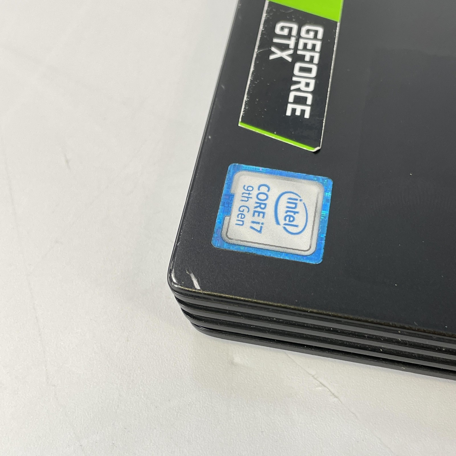 Dell G5 5590 15.6 FHD i7-9750H 2.60GHz 16GB 256GB SSD/1TB HDD GTX 1660 Ti Good