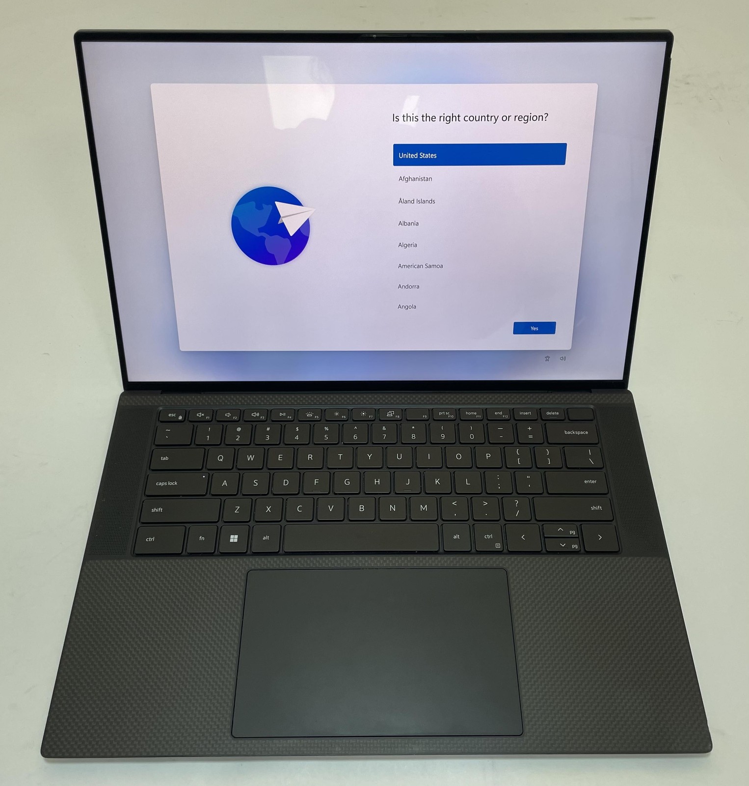 DELL PRECISION 5570 15″ Touch Laptop Core i7 12700H 32GB 512GB NVMe WIN11P -READ