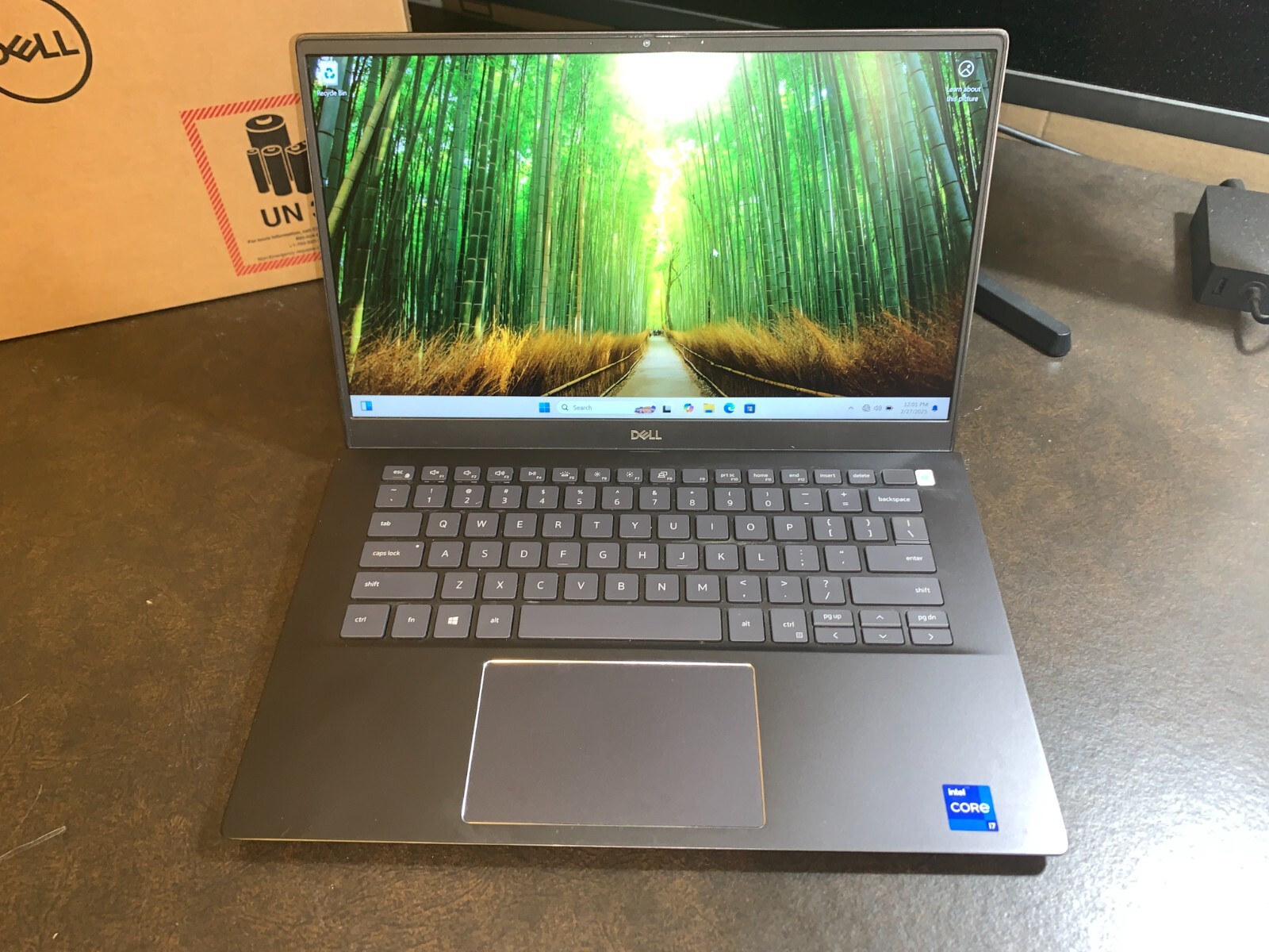 Dell Vostro 5402 14-Inch Laptop i7, 16 GB RAM, 500 GB Hard Drive, VERY GOOD Cond