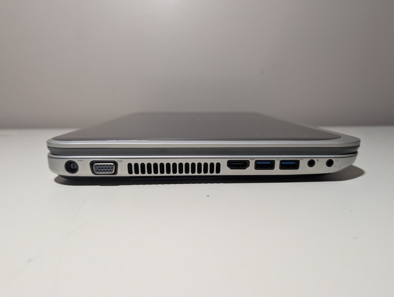 15.6″ Dell Inspiron 5520 | i5 3rd Gen 8GB RAM 128GB SSD | Windows 11 DVD+RW
