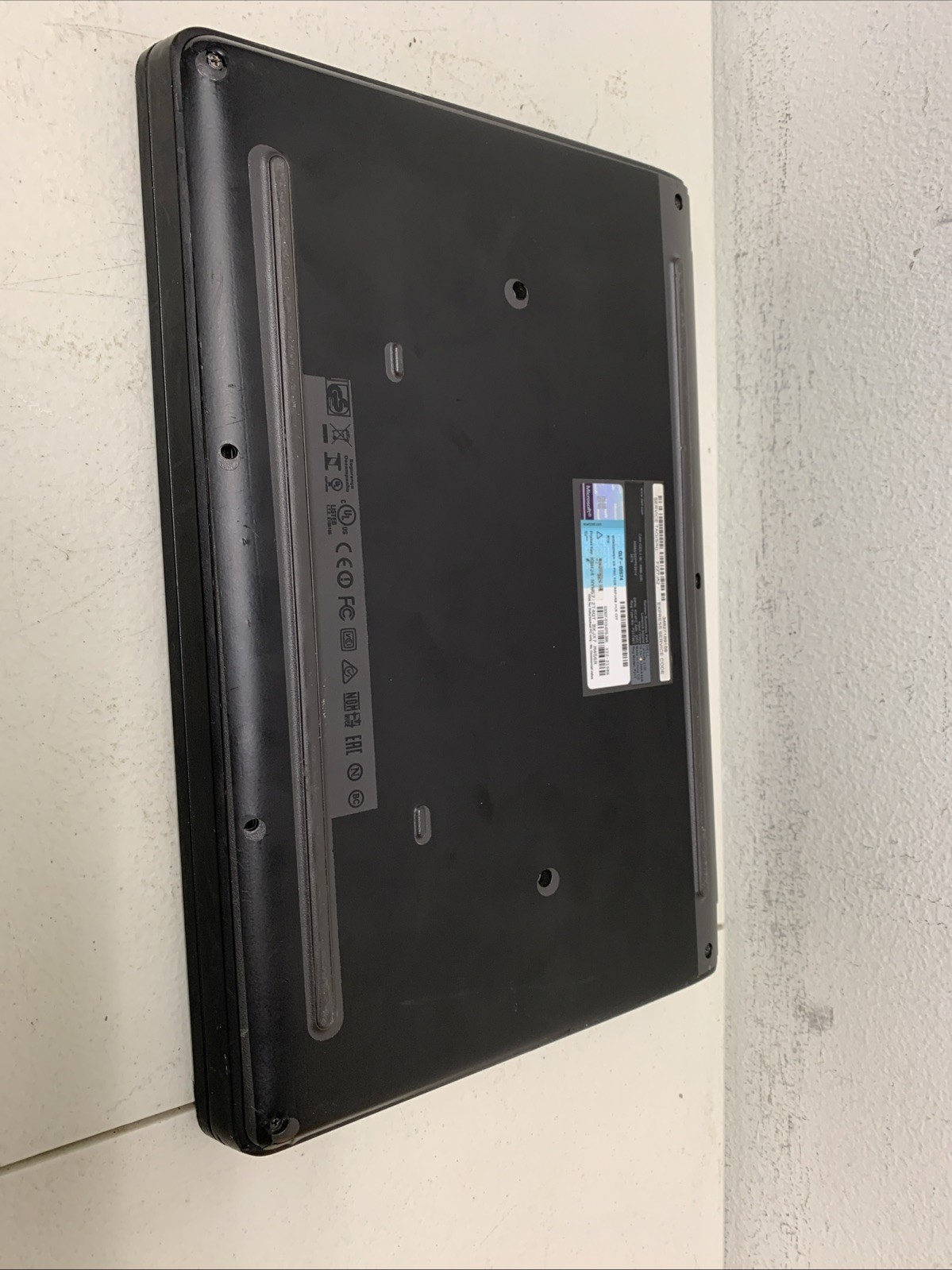 Dell Latitude 3150, Pentium N3540,4GBRAM,500gb Hdd Wind 10 Home