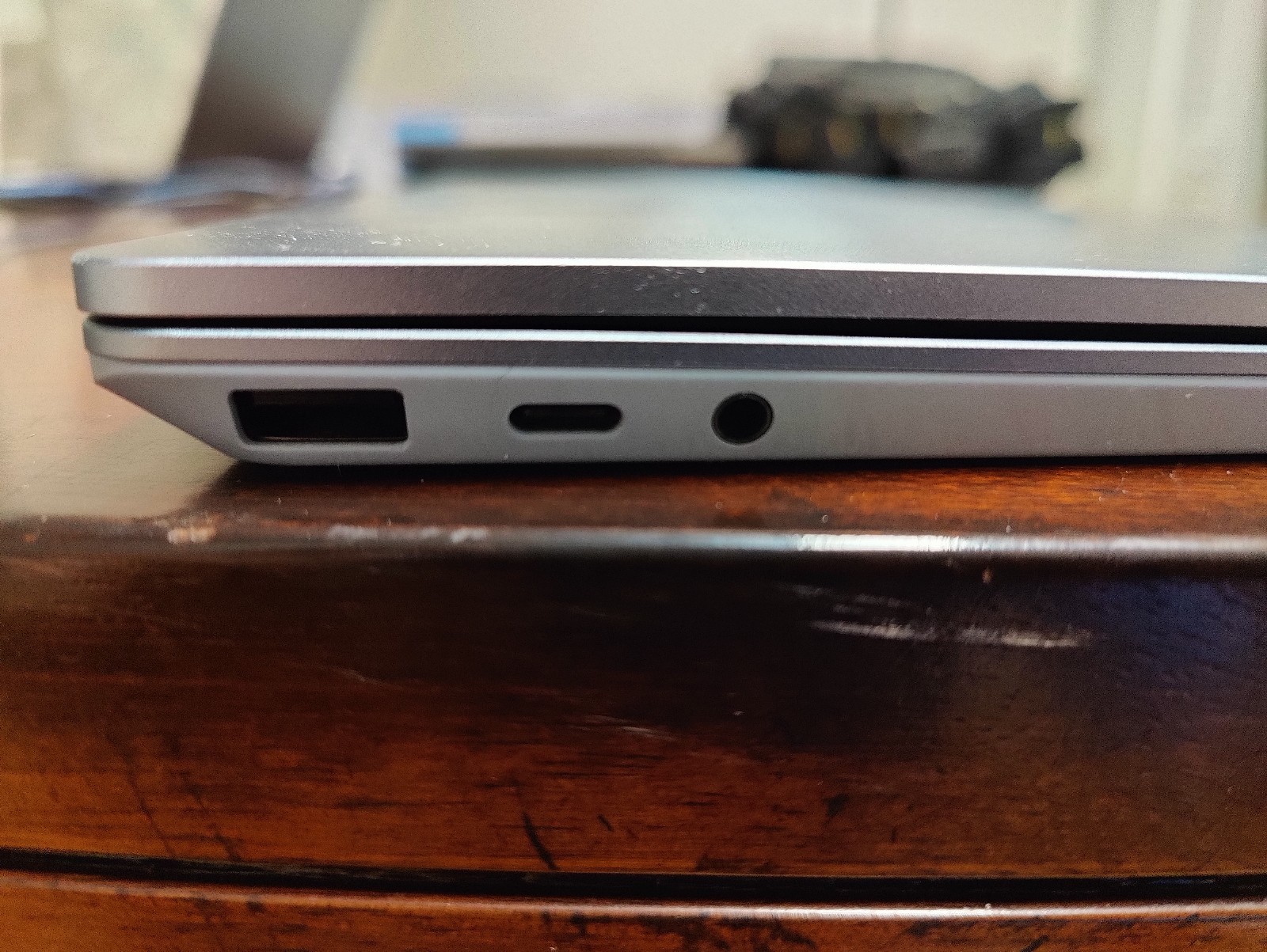 Microsoft Surface Laptop Go 2 + Dock – 128 GB SSD Intel Core I5