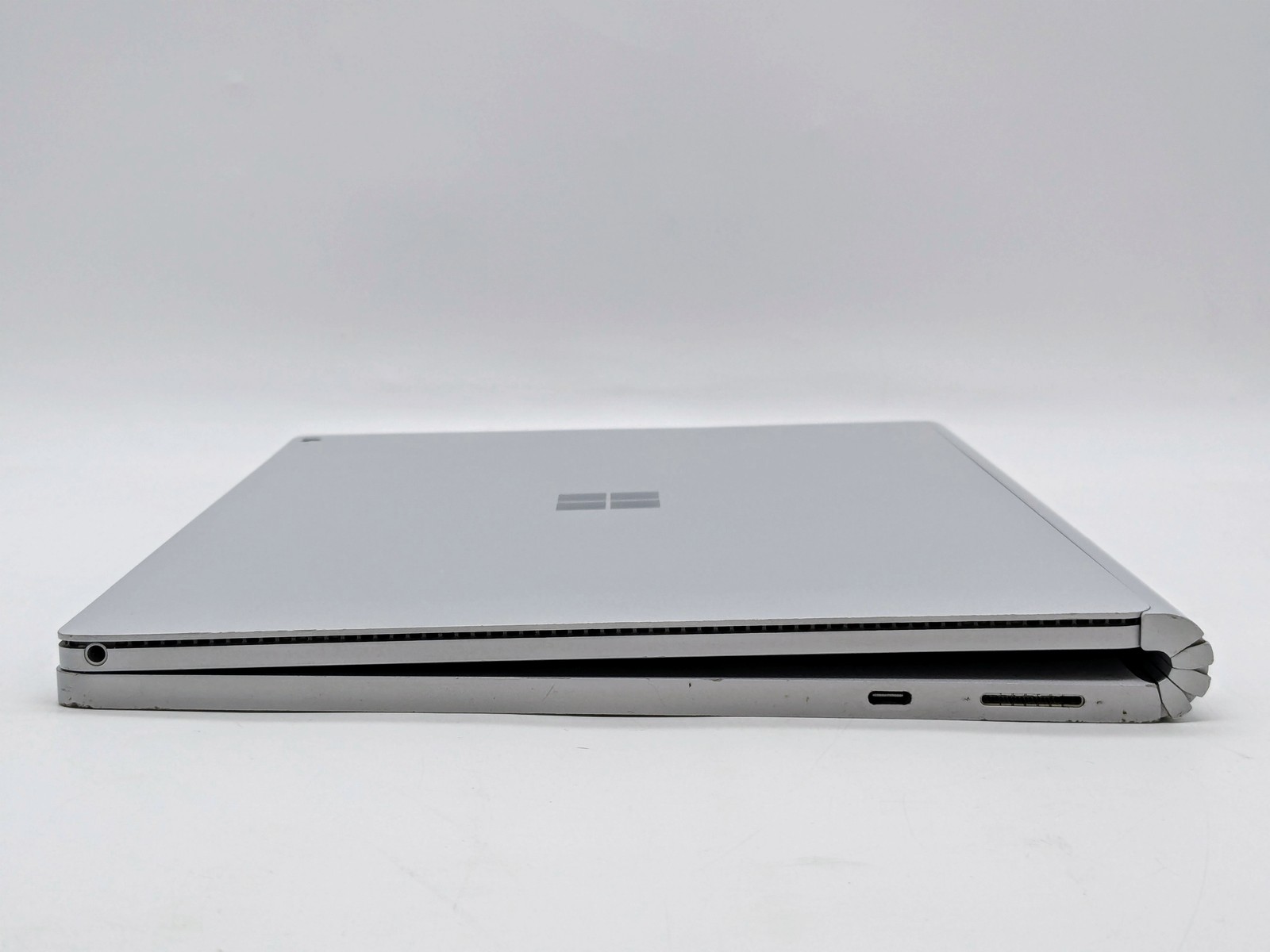 Microsoft Surface Book 3 13″ 3000 x 2000 Touch I7-1065G7 512GB 32GB W11 GTX 1650