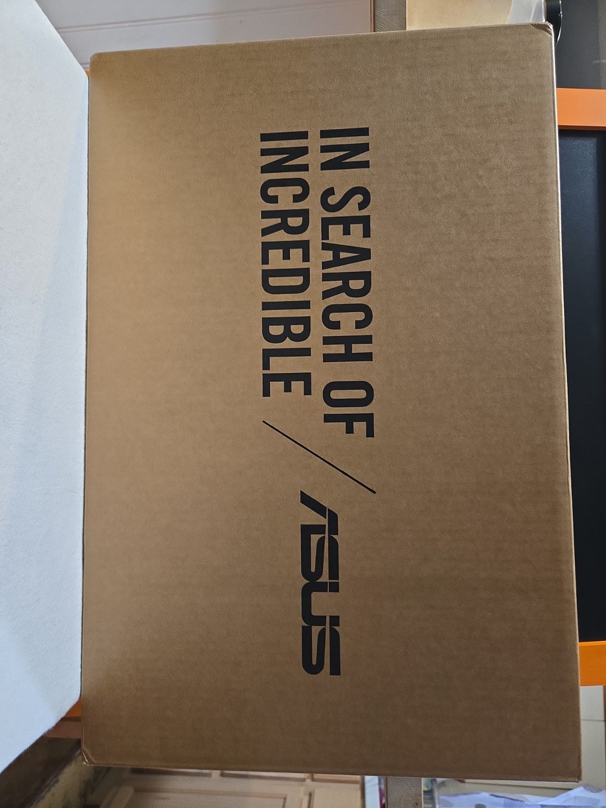 ASUS Vivobook Copilot+ AMD Ryzen 7-260 32GB RAM 2TB PCIe SSD 18 in WUXGA 144Hz