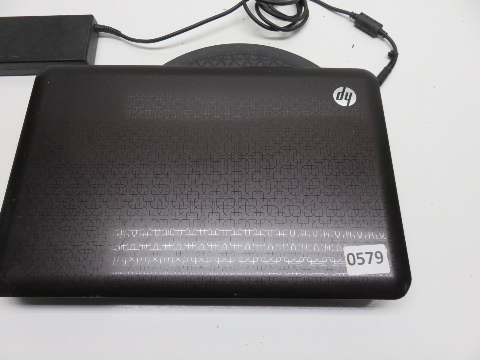 HP Pavilion DV6-3013cl Laptop AMD Phenom 2 x4 4GB Ram No HDD or Battery