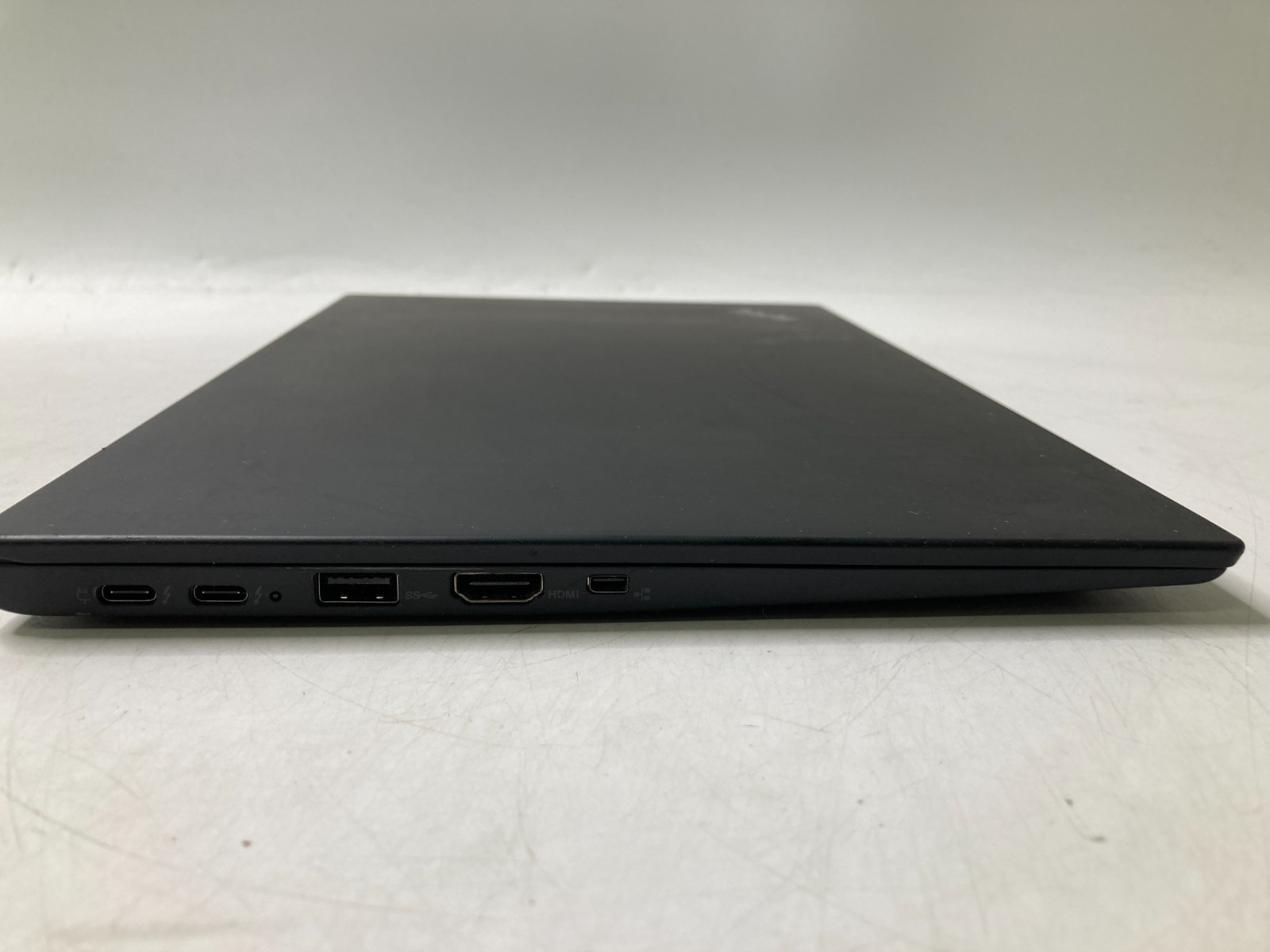 Lenovo ThinkPad X1 Carbon 5th Gen i5-6200u 2.30GHz 8GB DDR4 256GB M.2 Win 11 Pro