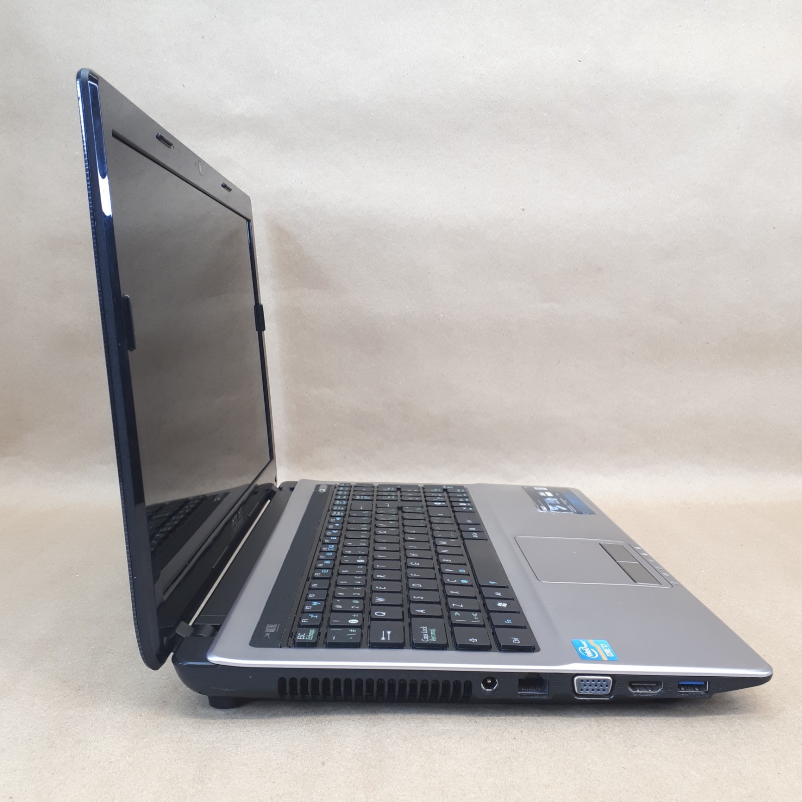 Asus X53E 15.6″ Laptop i7-2670QM 6GB RAM 750GB HDD DVD Linux Mint Cinnamon H4081