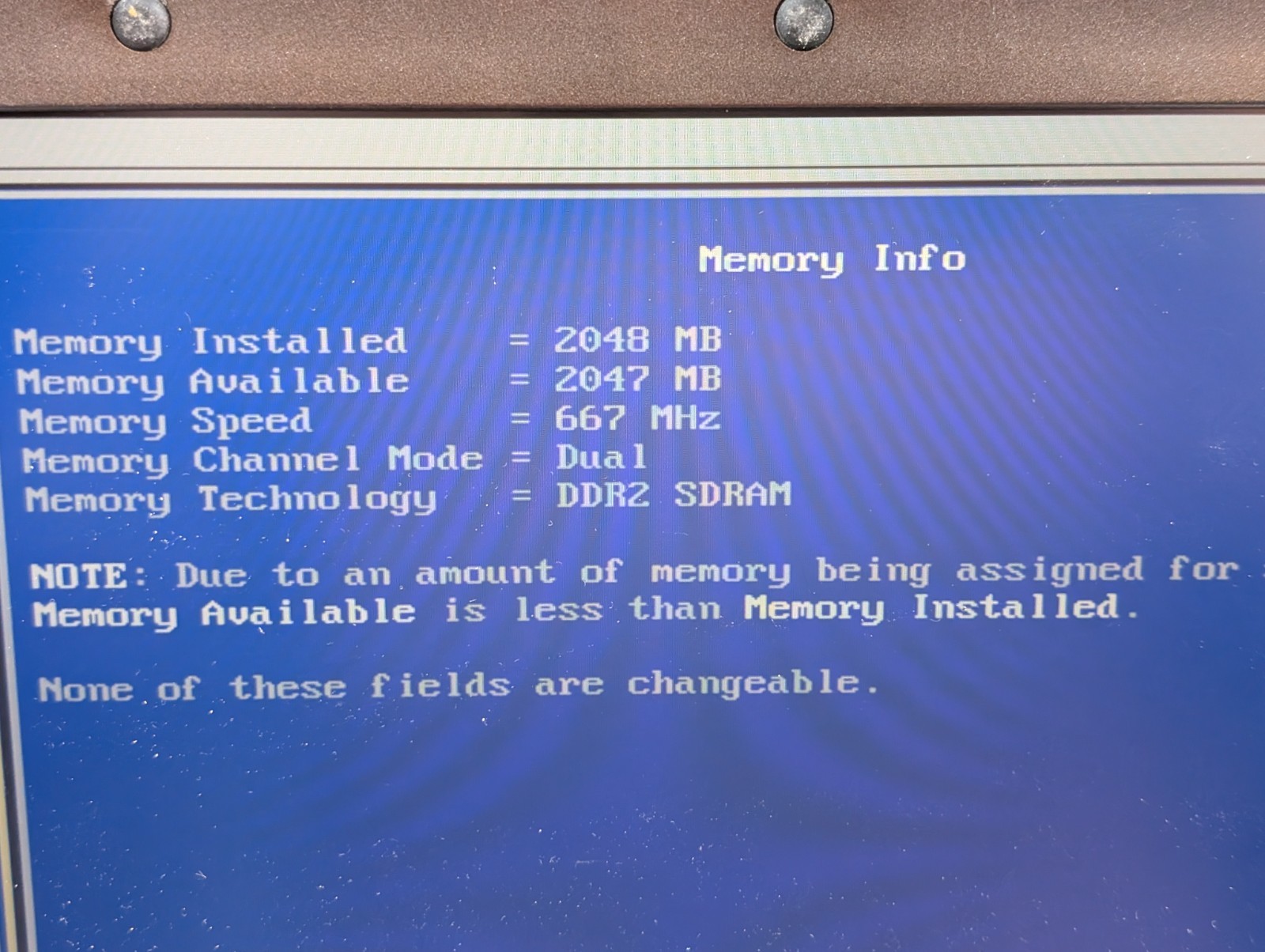 Dell Latitude D820 Model PP04X Intel Core Duo 2GB RAM Laptop PC Computer NO HDD
