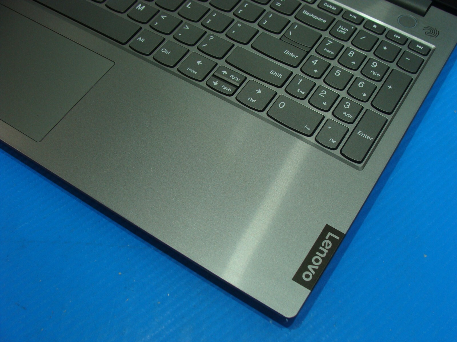 6 cycles Lenovo ThinkBook 15-IML 15.6″FHD i5 10th Gen 1.6GHz 8GB 256GB +Charger