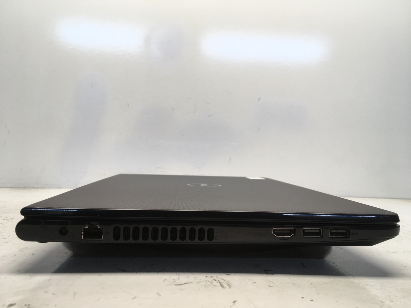 Dell Inspiron 15-3565 AMD A6-9200 2021MHz 4 GB NO HDD