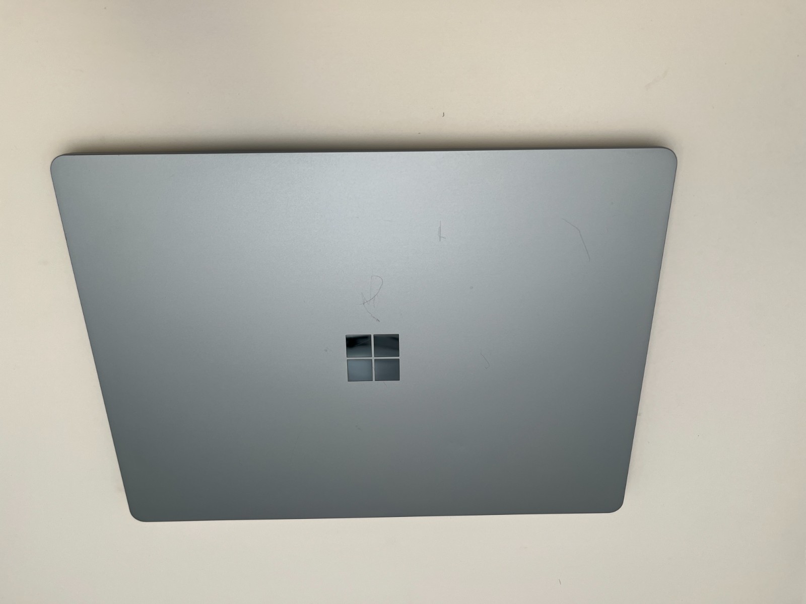 MICROSOFT SURFACE LAPTOPGO 2 (2013) i5-1135G7 8GB DDR5 RAM 128GB NVME WIN 11 PRO