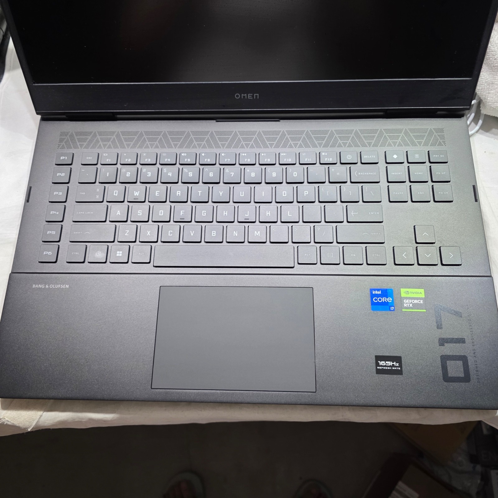 HP Omen 17.3″ 1440P 165Hz i7-13700HX 32GB 2TB SSD RTX 4090 175W 16G DDR6 Fast SH
