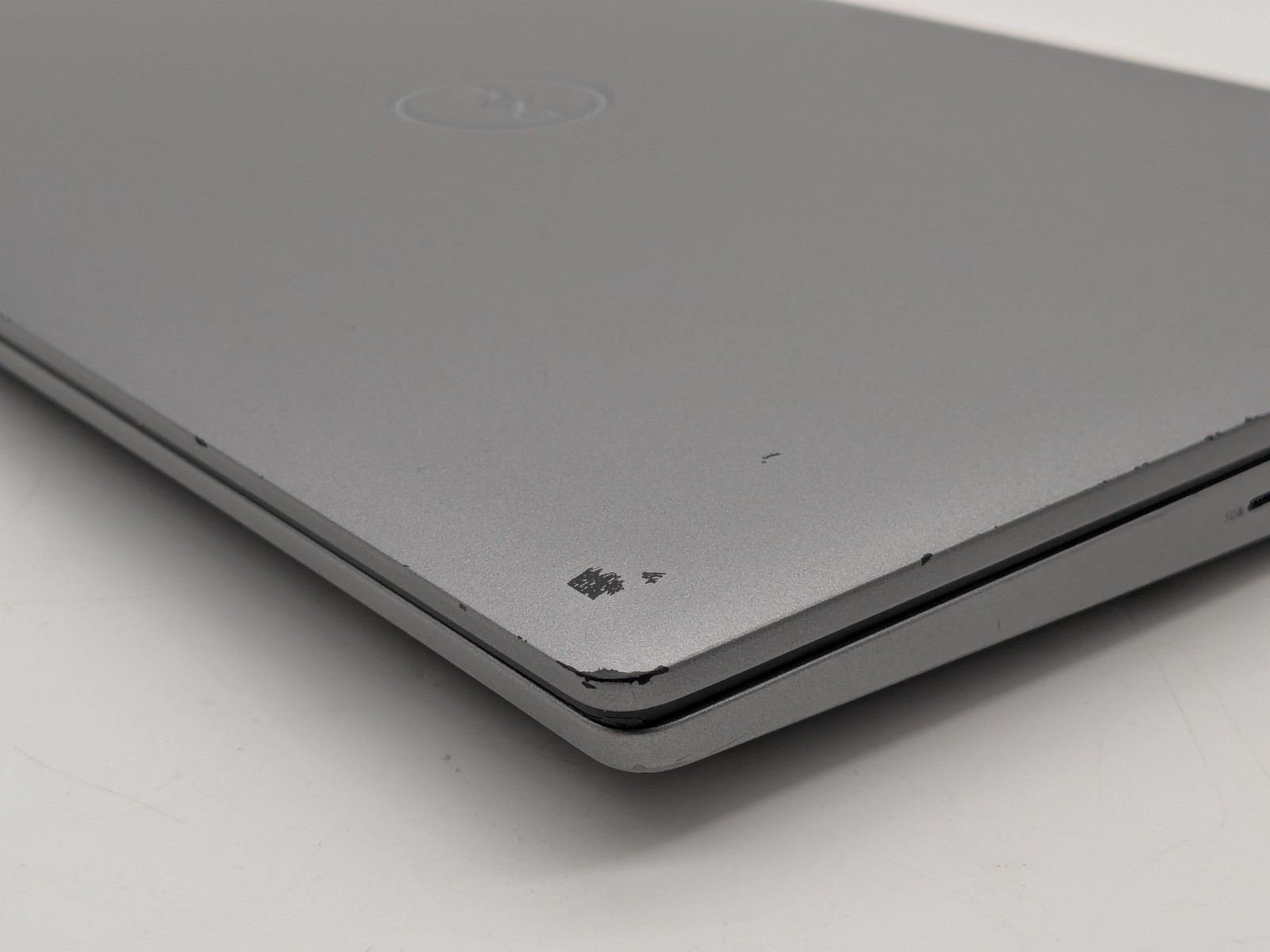 Dell Latitude 5540 15″ FHD Touch I7-1365U 512GB 16GB W11P Backlit FPR Fair