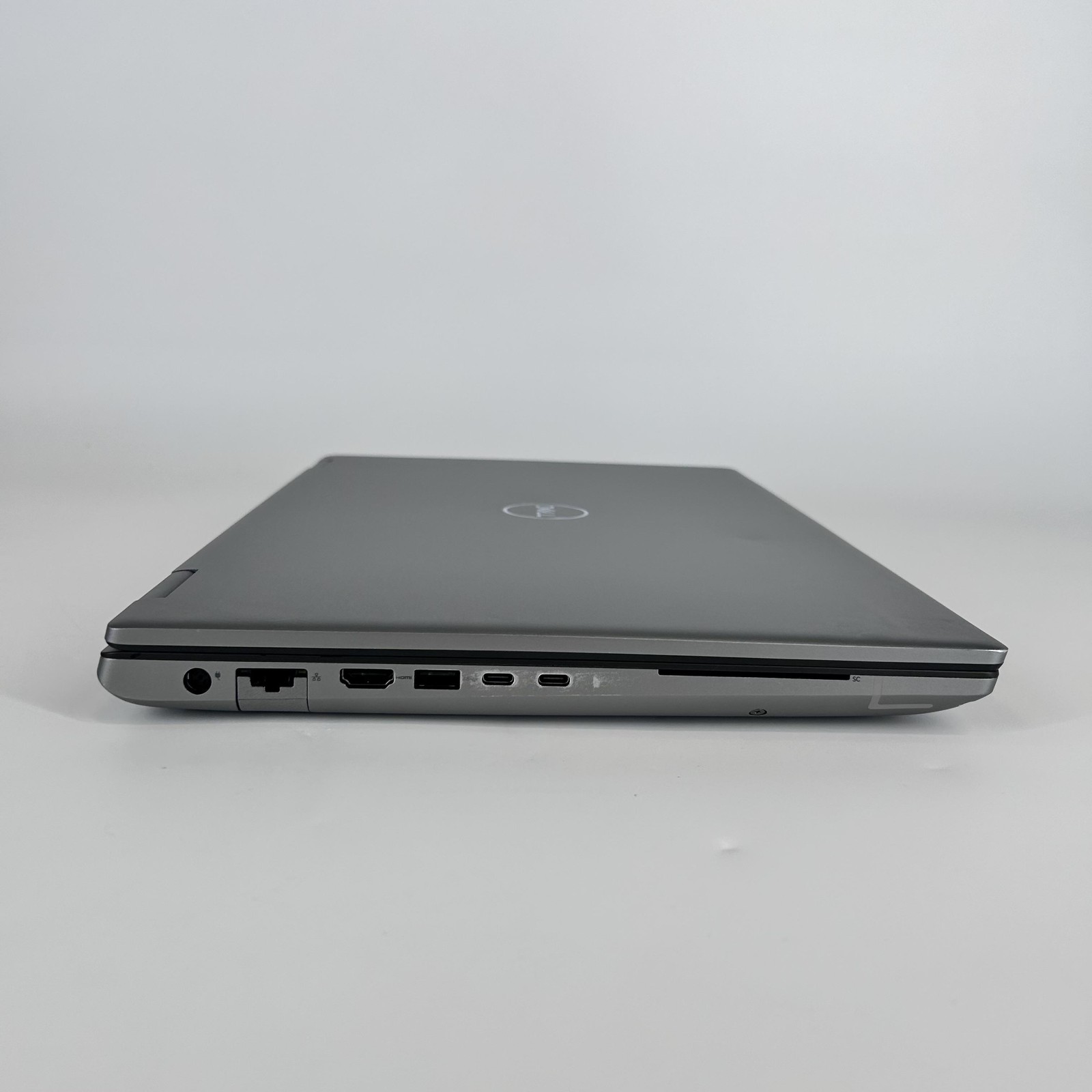 Dell Precision 7770 17.3 FHD 2.3 GHz i9-12950HX 32GB 512GB RTX A5500 FRAME SPLIT