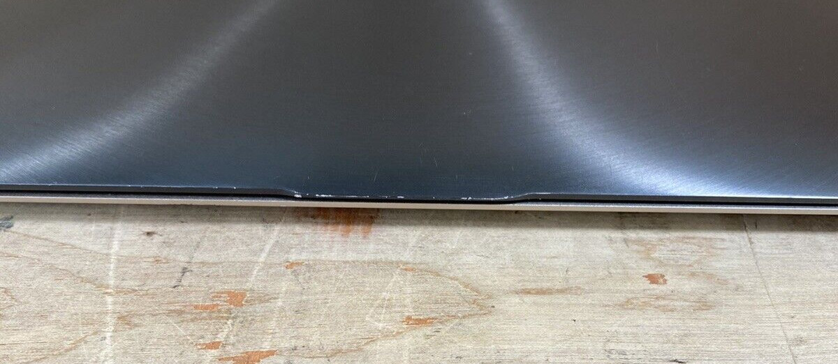 Asus ZenBook 13.3in/ Full HD Display/ Intel i7-3517u 1.9GHz/4GB RAM BATT 84%