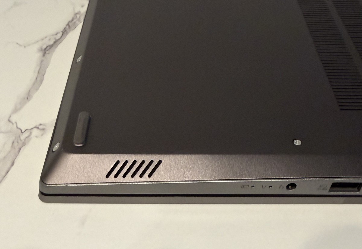 Lenovo ThinkBook 14 G4 ABA 14” Laptop Ryzen 5 5625U 16GB RAM 256GB SSD Win 11