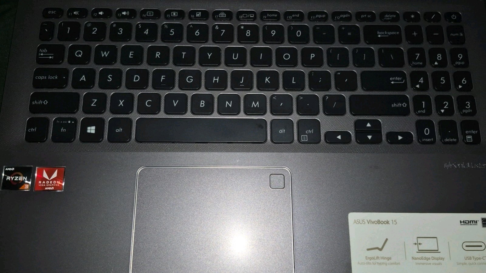 ASUS VivoBook 15 Slim Laptop Model: F512DA