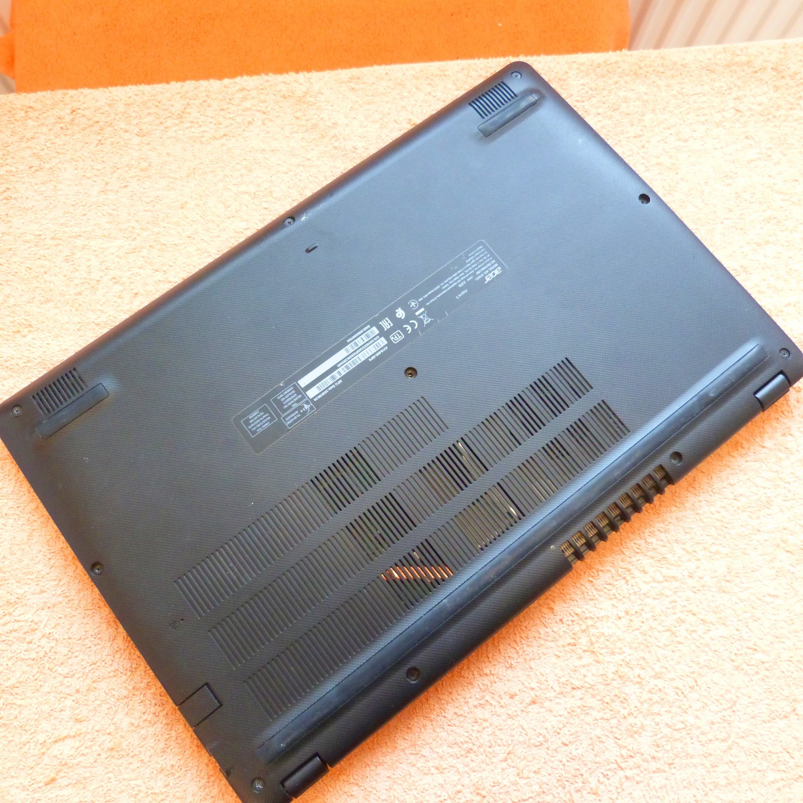 Acer A315 15″ Ultrabook l 8Gen Turbo Intel I Samsung SSD Windows 11 PRO HDMI