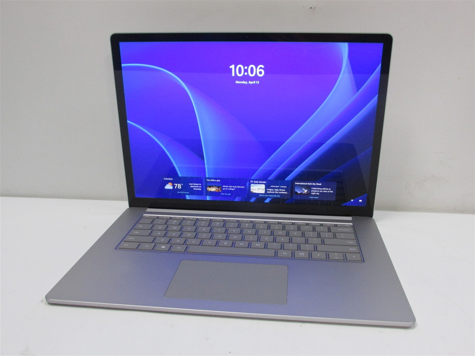 Microsoft Surface Laptop 4 1979 i7-1185G7 3.0GHz 16GB RAM 256GB 15″ Win 11 Pro