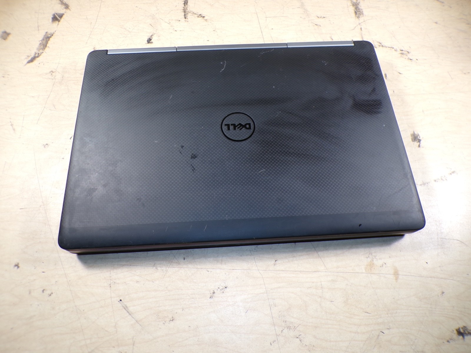 DELL PRECISION 7520 INTEL XEON E3-I545M 2.90GHZ 16GB RAM **POWER ON NO IMAGE