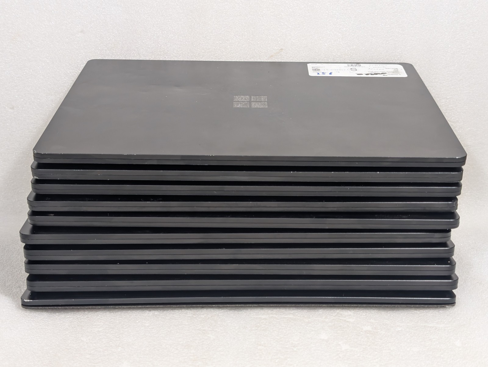 Lot 32x Microsoft Surface Laptop 3 4 Go 1943 1958 1951 Pro 7 1960