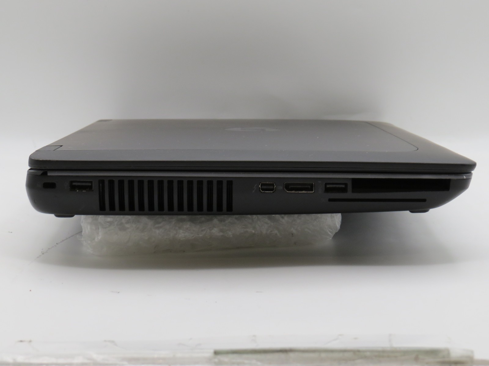 HP ZBook 15 G2 i7-4810MQ 24GB DDR3 256GB SSD K1100M 15″ No OS