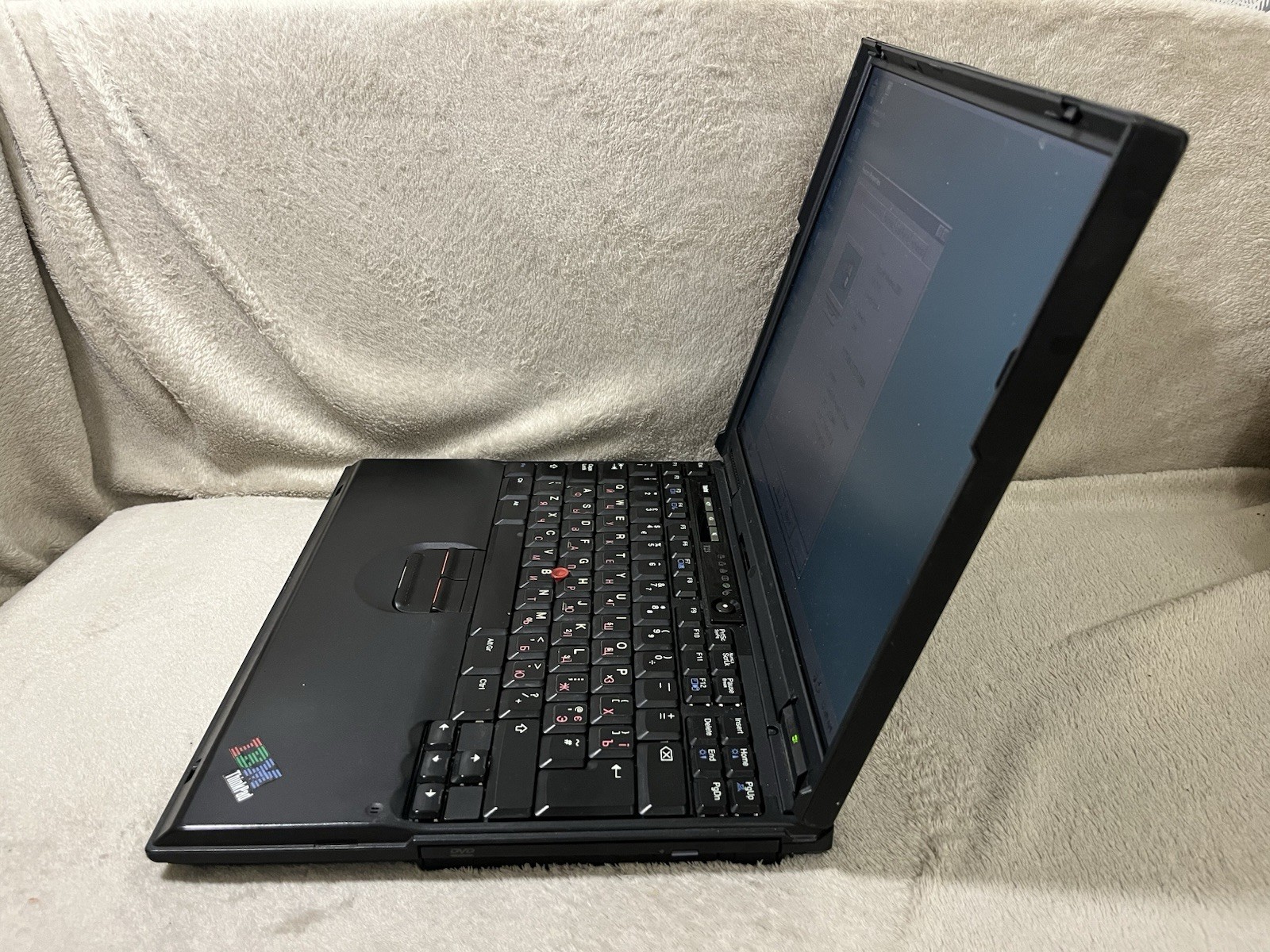 IBM T23 Type 2647 (Windows 2000, Pentium III Mobile, 256 MB RAM)
