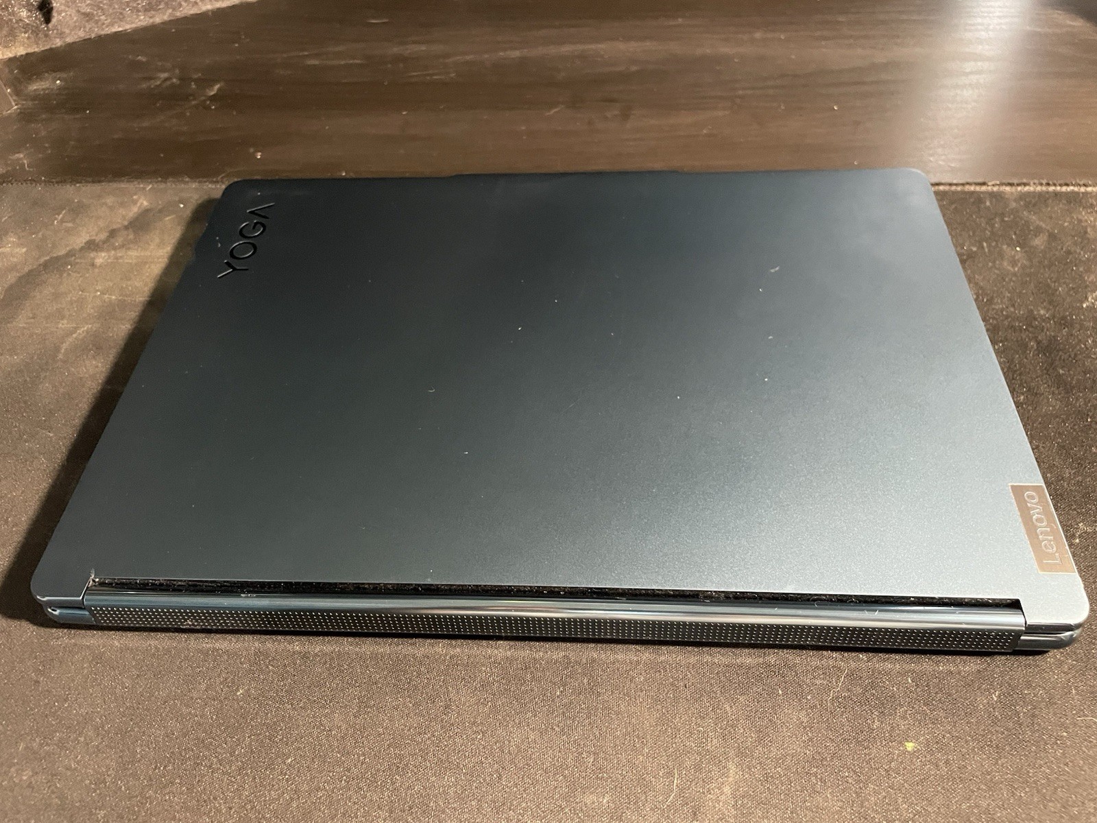 Lenovo Yoga Book 9 13IRU8 13.3-inch i7-1355U 16GB RAM 1TB SSD