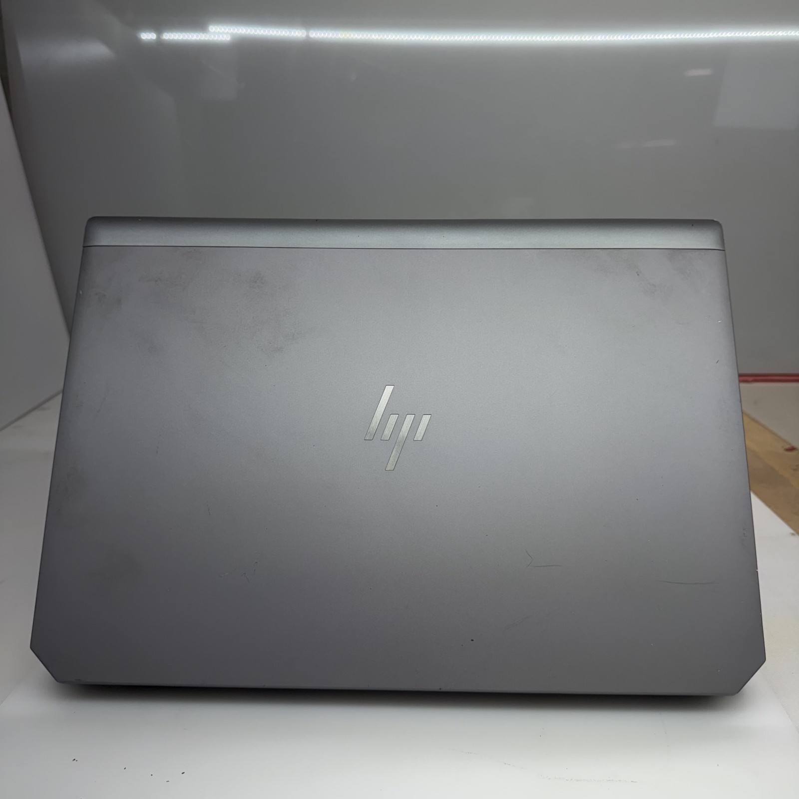 HP ZBOOK 15 G5 i7-8750H@2.20GHz 8GB RAM NO HDD/SSD NO OS*READ