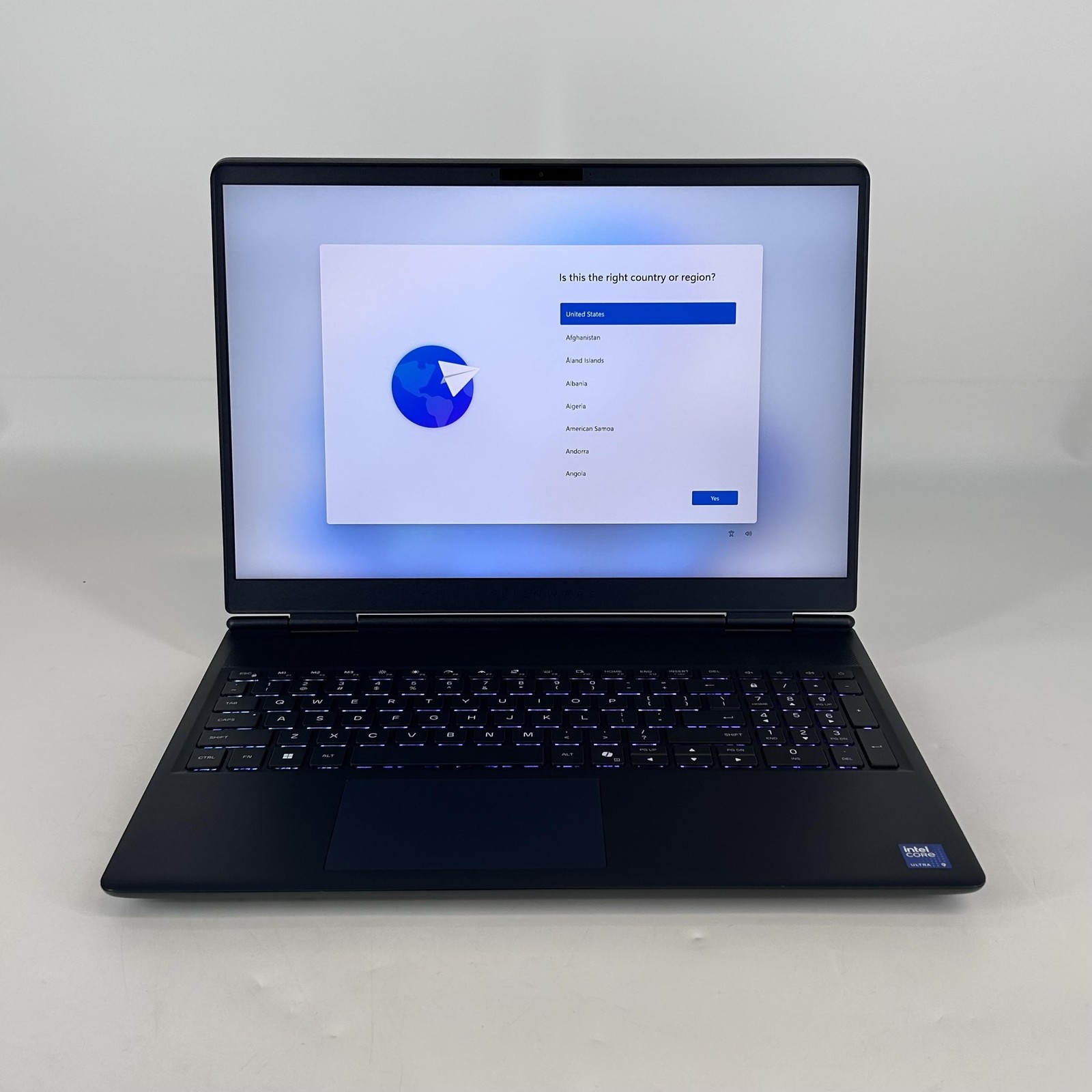 Dell Alienware 16X Aurora 240Hz QHD+ 2.7 GHz Ultra 9 275HX 64GB 2TB SSD RTX 5070