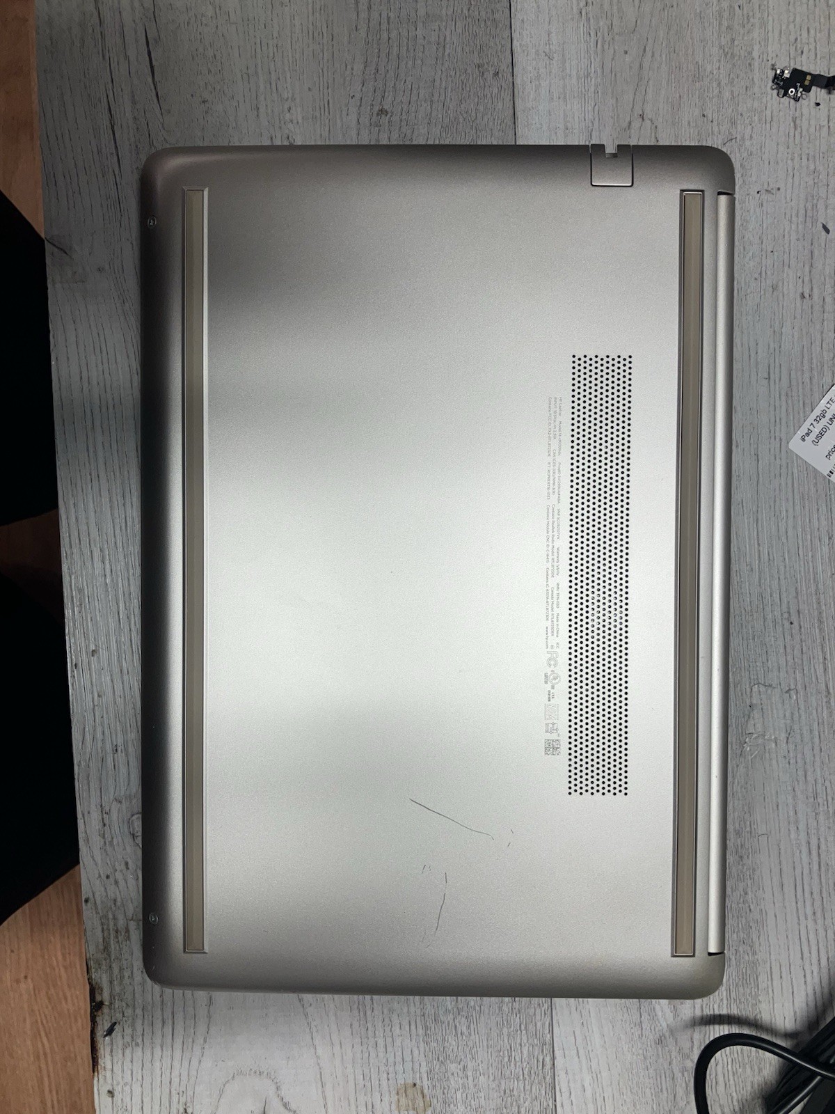 HP Laptop 14-cf0006dx 14″ Core i3-7100u 2.4ghz 8gb RAM 128GB SSD **DEFECT**key