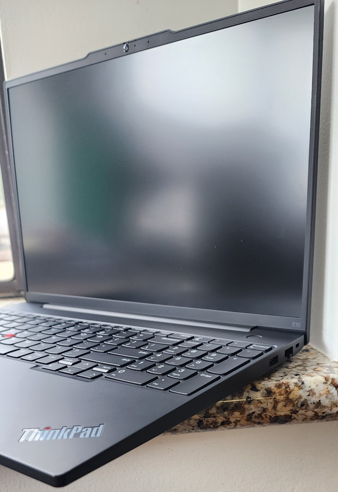 Lenovo ThinkPad E16 Gen 1 16″ 1TB SSD, Intel Core i7 13th Gen 40GB Ram