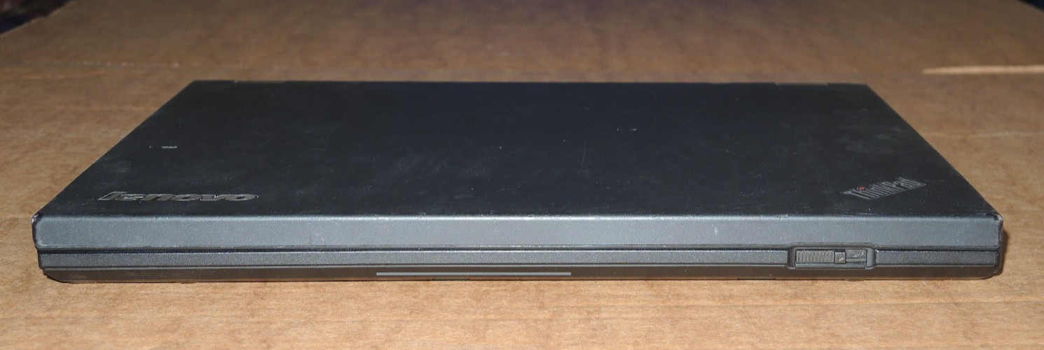 Lenovo ThinkPad T430 – 14″ | Intel i5 2.60 GHz | 8 Gb RAM | no drive nor battery