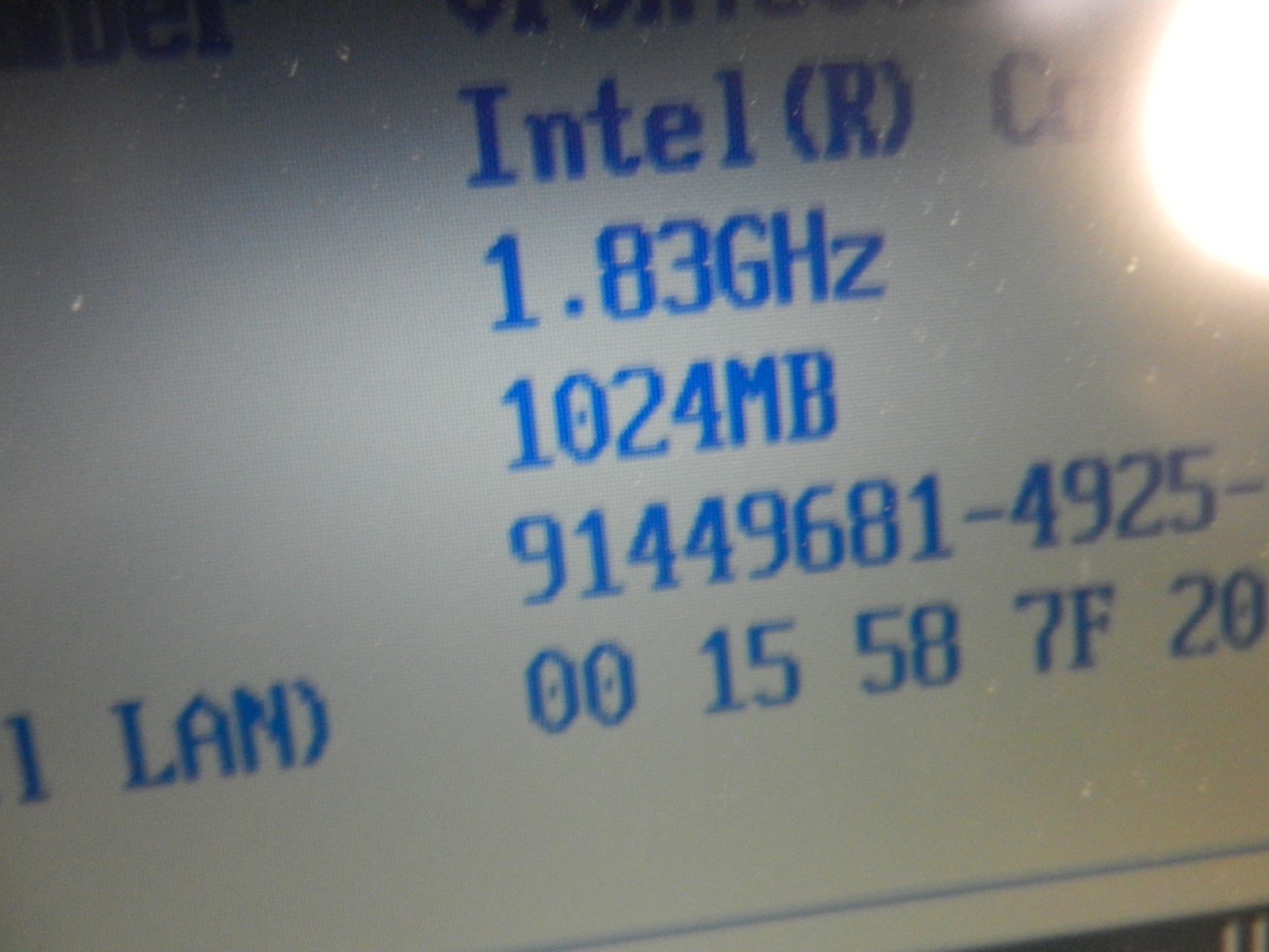 IBM 15″ Lenovo T60 Thinkpad – Core 2 Duo T2400 @ 1.83GHz / 1GB – LINUX MINT 13