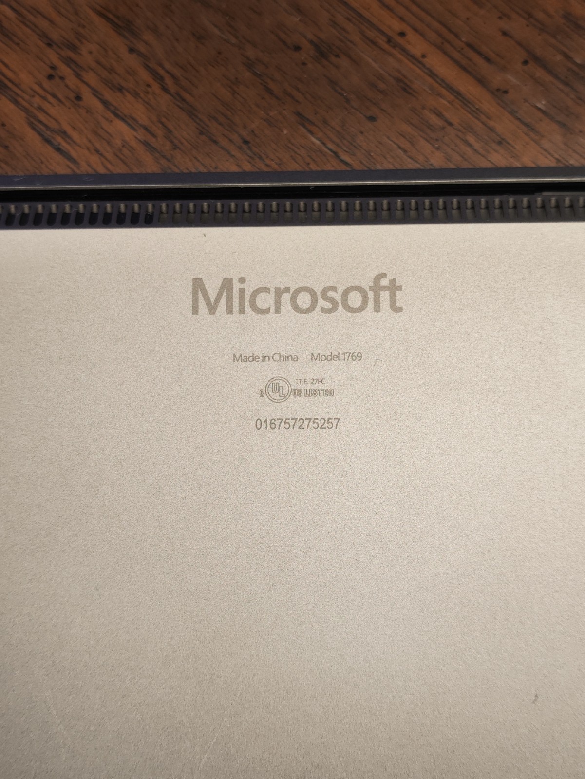 Microsoft Surface laptop | SEND OFFERS