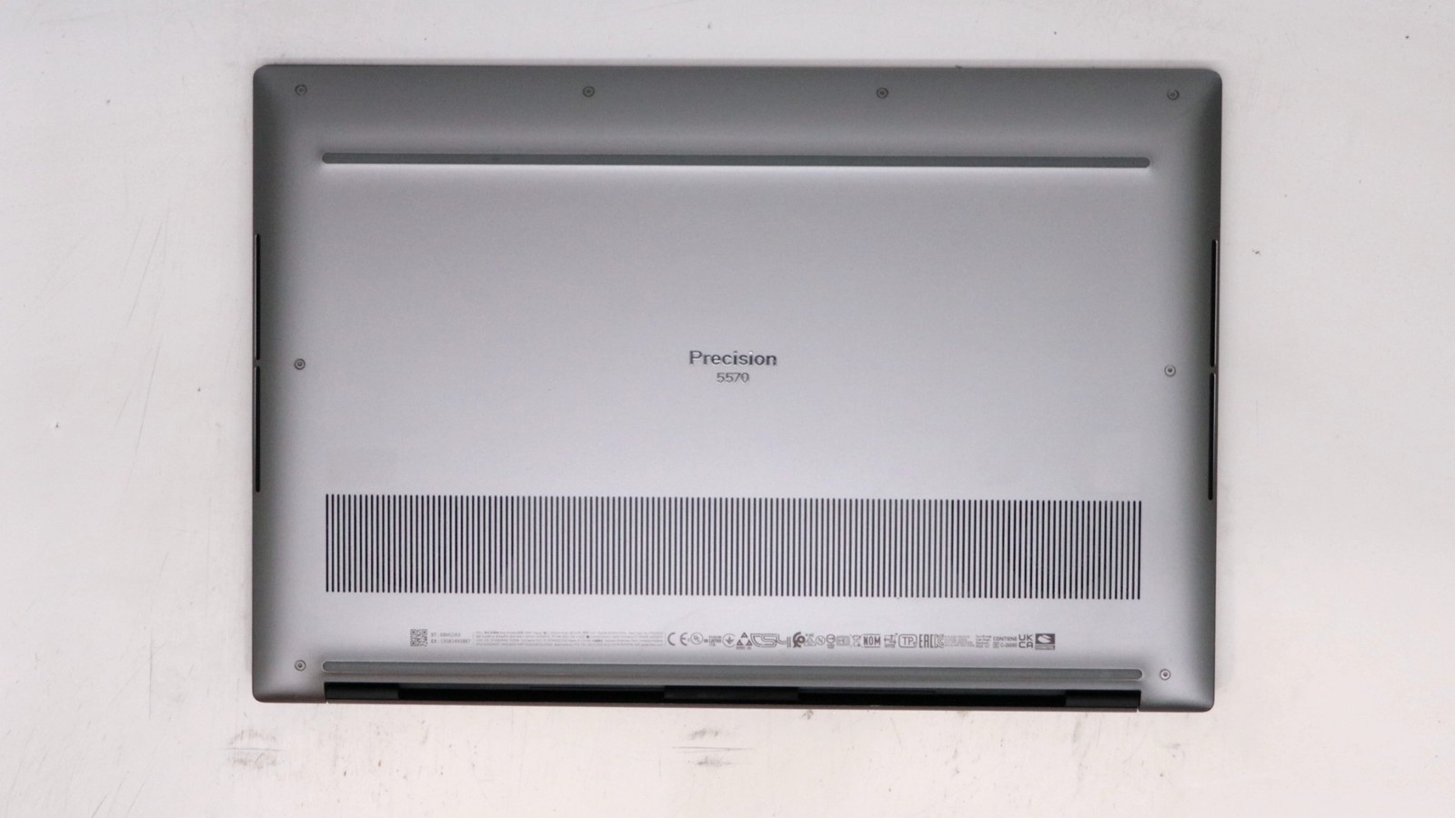 Dell Precision 5570 15″ i5-12600h 16GB 256GB – Good