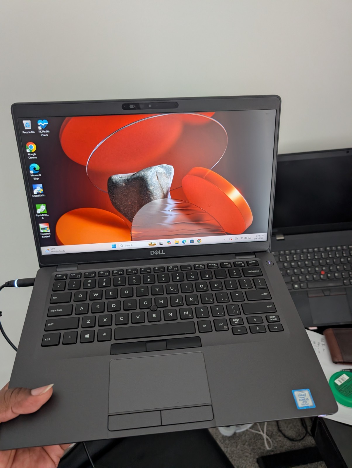 Dell latitude 5400 16gb RAM 256gb SSD Core I5 Win 11 Pro 99% battery health