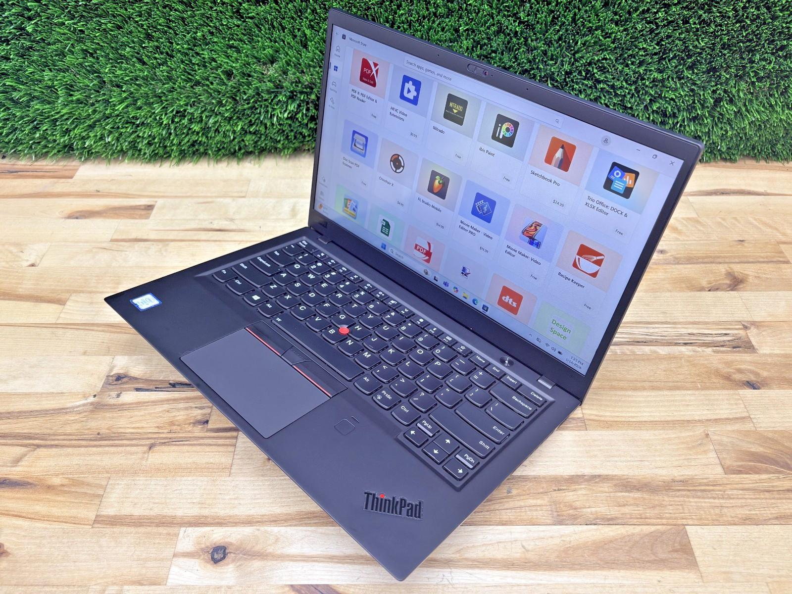 Lenovo ThinkPad x1 Carbon Gen 6 Core i7-8th Gen 1.90GHz 16GB RAM 256GB SSD W11P*