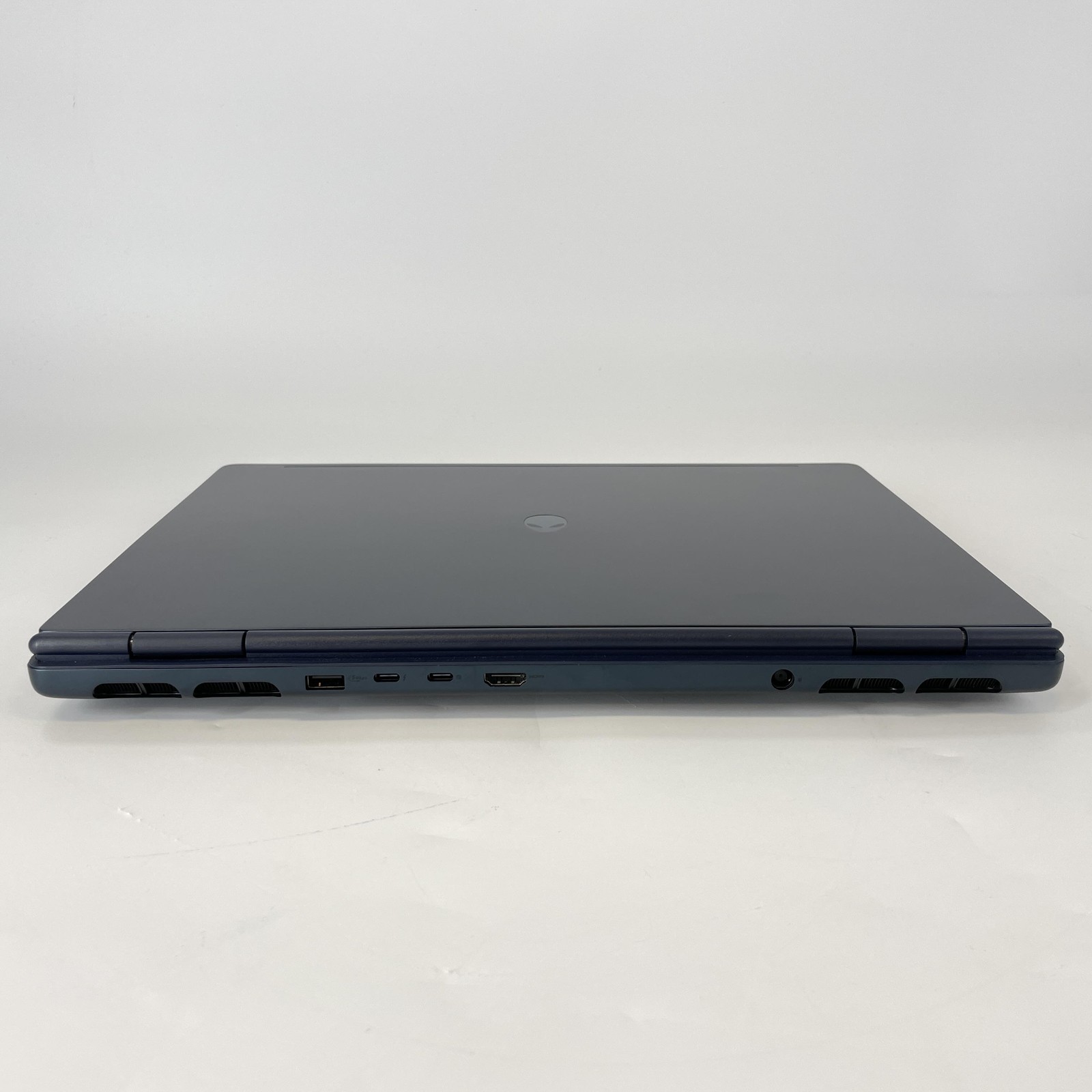 Dell Alienware 16X Aurora 240Hz QHD+ 2.7 GHz Ultra 9 275HX 32GB 1TB SSD RTX 5060