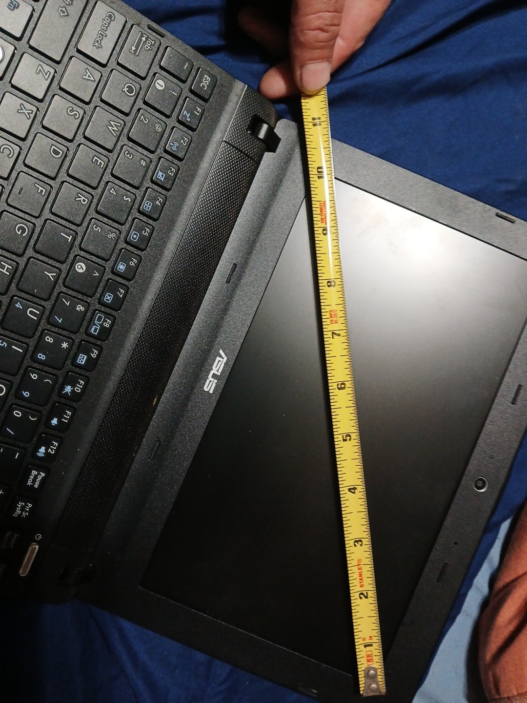 ASUS Eee Pc X101CH 10.1” Netbook Computer Untested For Parts Or Repair