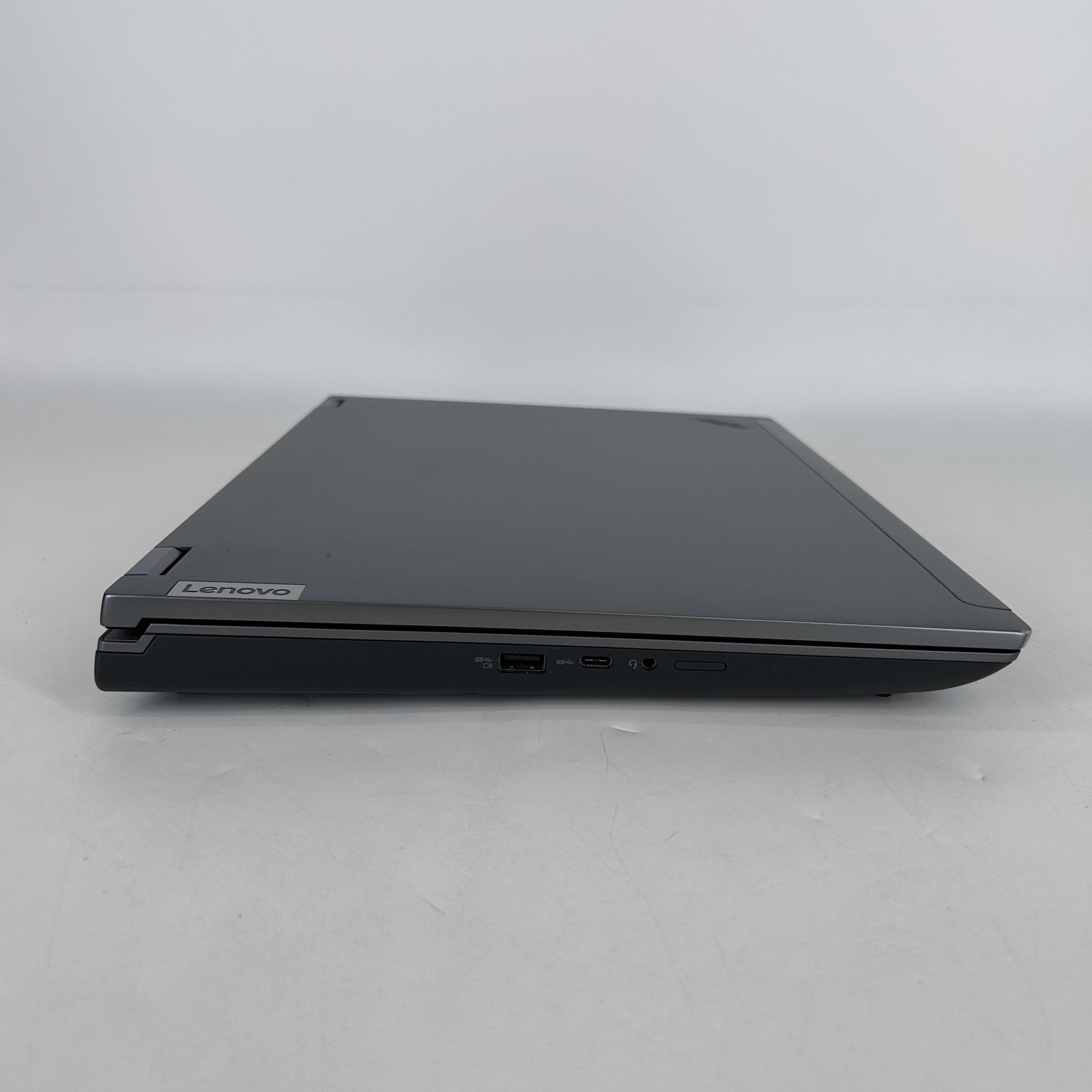 Lenovo ThinkPad P16 Gen 2 UHD+ 2.1 GHz i7-13700HX 64GB 1TB SSD RTX 3500 Ada