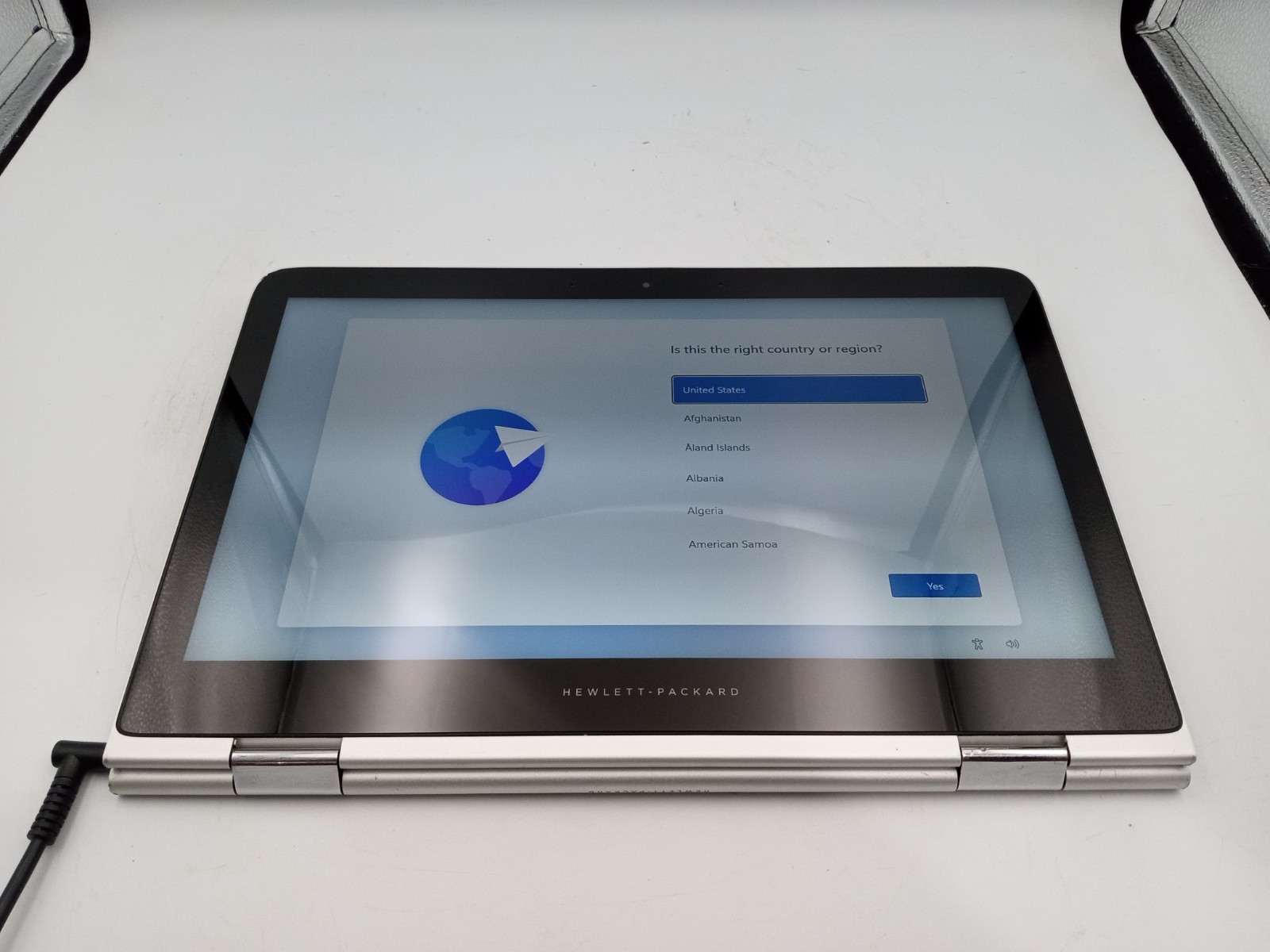 HP Spectre Pro x360 G1 13″ 2in1 i7-5600U 8GB RAM 128GB SSD W11 NO BATTERY -RR