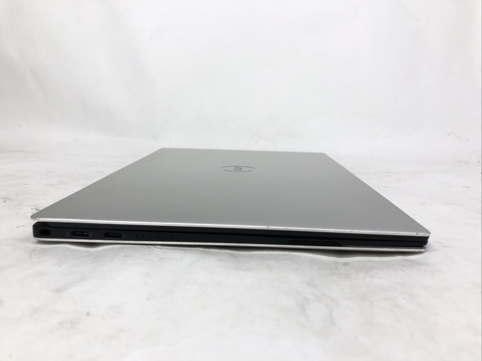 Dell XPS 13 7390, Intel Core i7-10710U @1.1Ghz, 16GB RAM, NO SSD/OS, FOR PARTS!