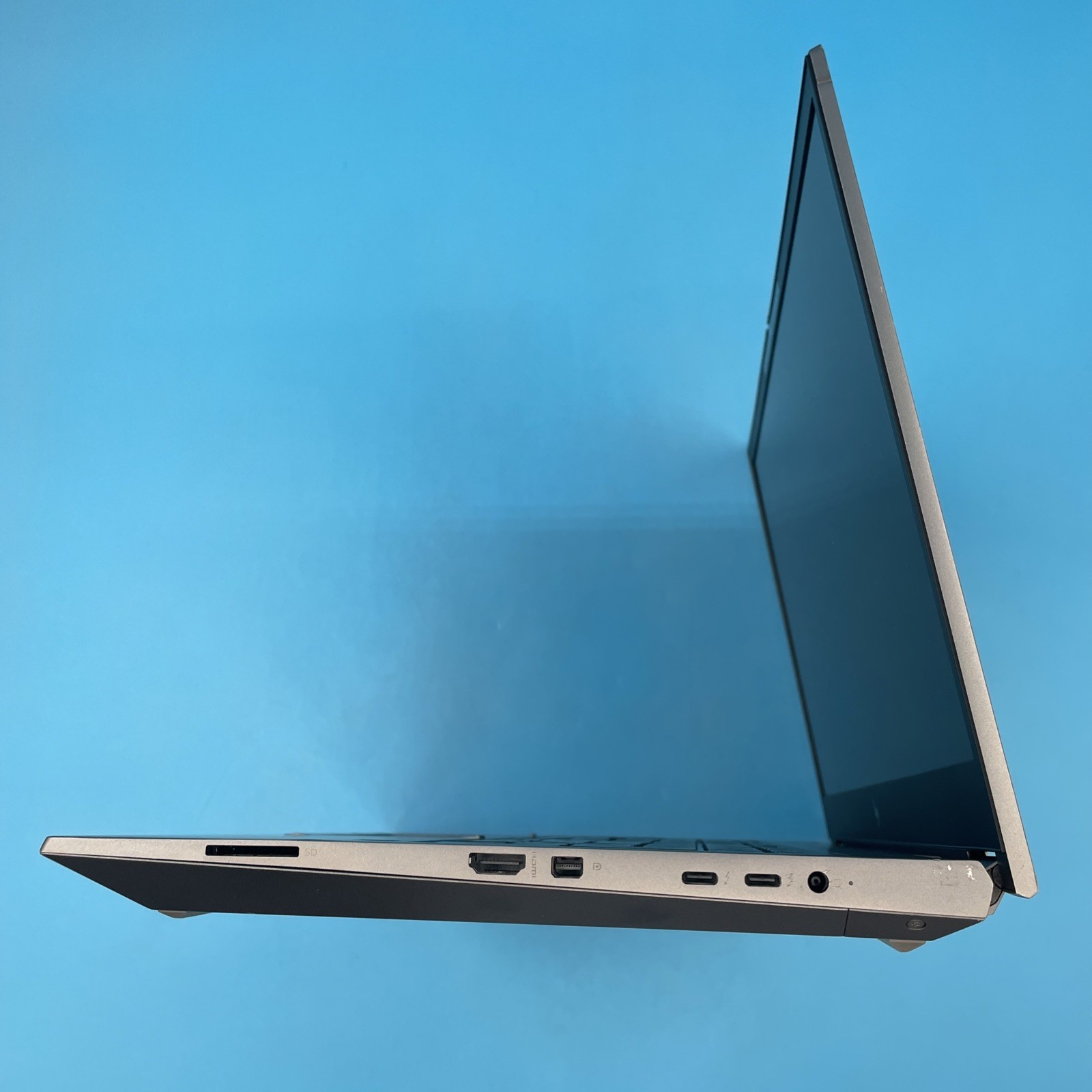 HP ZBook Fury G7 | i7-10850H | 32GB RAM | 256GB SSD | T2000 | W11 PRO | 72% BATT