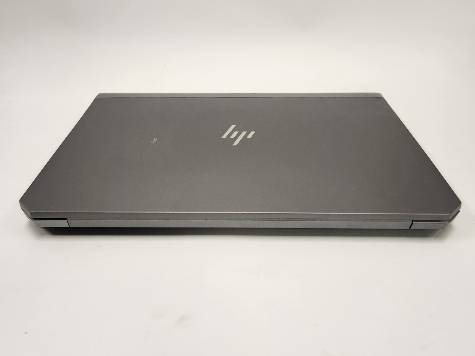 HP ZBook 15 G5 15.6″ i7-8850H 2.6Ghz 32GB RAM 512GB M.2 NVMe P2000 W11P