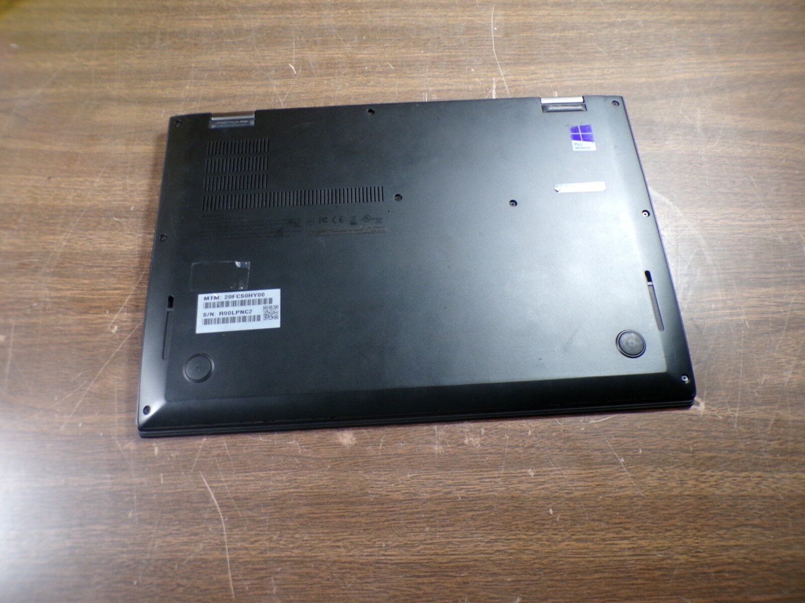 LENOVO X1 CARBON INTEL CORE i7-6500U 2.50GHZ 8GB RAM **NO HD/ NO CADDIE/ NO OS